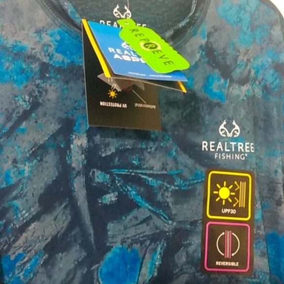 REALTREE ASPECT FISHING REVERSIBLE PERFORMANCE LONG SLEEVE TEE SHIRT SIZE S NWT - Picture 8 of 10